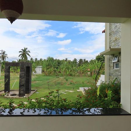 Misty Hills Retreat Hotel โคอิมบาทอร์ ภายนอก รูปภาพ
